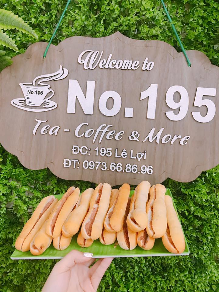 Bánh mì que tuy nhỏ nhưng là bữa sáng ngon, tiện lợi của nhiều người